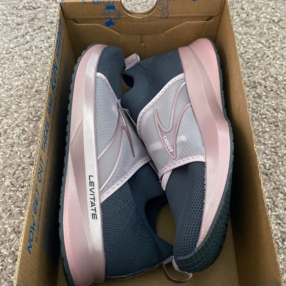 Brooks Shoes - Brooks Levitate 4 Limited Edition